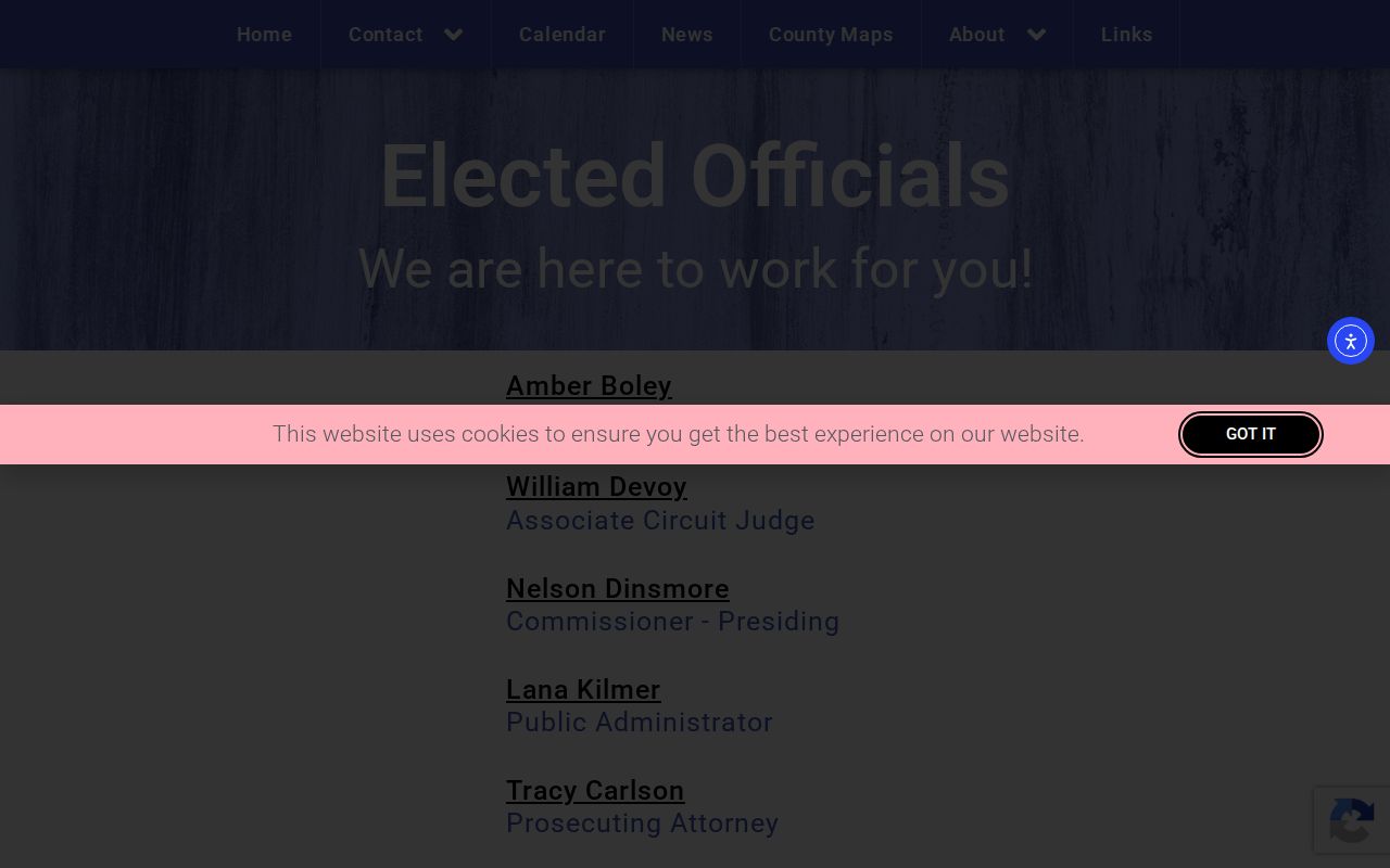 Linn County courthouse and Circuit Clerk office roster